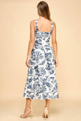 Load image into Gallery viewer, Sweetheart Neckline Midi Dress