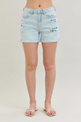 Load image into Gallery viewer, Judy blue jean shorts, Judy blue denim shorts, Judy blue jean shorts near by, Judy blue jeans, Judy blue jeans near me, Judy blue plus size shorts, Judy blue plus size jeans, stores in Fayetteville ar