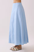 Load image into Gallery viewer, Contrast Topstitching Detail Maxi Skirt