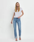 Load image into Gallery viewer, Lovervet by VERVET Jeans | Made to Chill Mid-Rise Cuffed Straight Jeans

