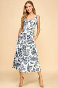 Load image into Gallery viewer, Sweetheart Neckline Midi Dress
