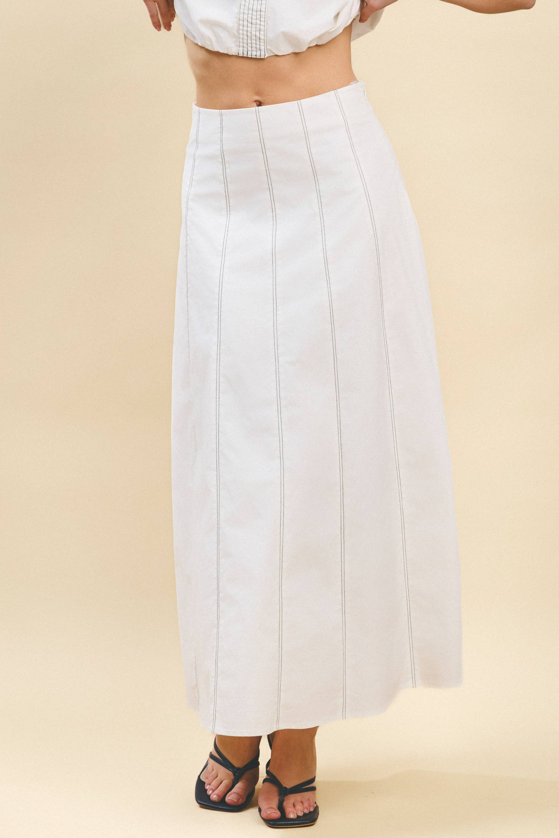 Contrast Topstitching Detail Maxi Skirt