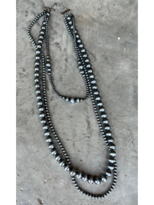 Western Vibes Pearl Layered Necklace
