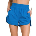 Load image into Gallery viewer, workout shorts with pockets, shorts with pockets on the side
