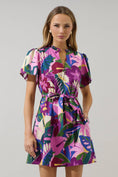 Load image into Gallery viewer, Blain Tropics Ema Shift Mini Dress
