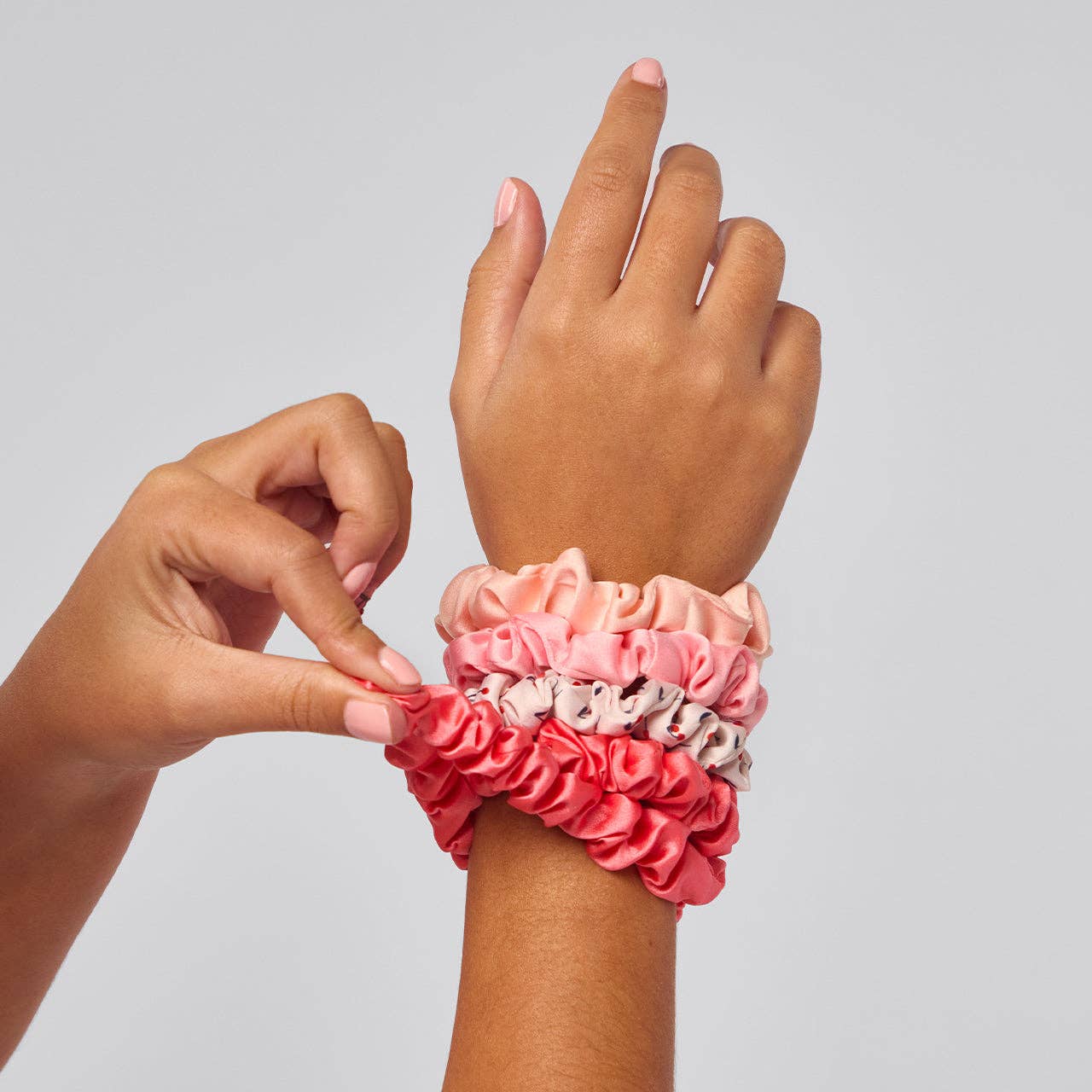 Kitsch | Ruched Satin Scrunchies 5pc Set - Assorted Cherry Blossom