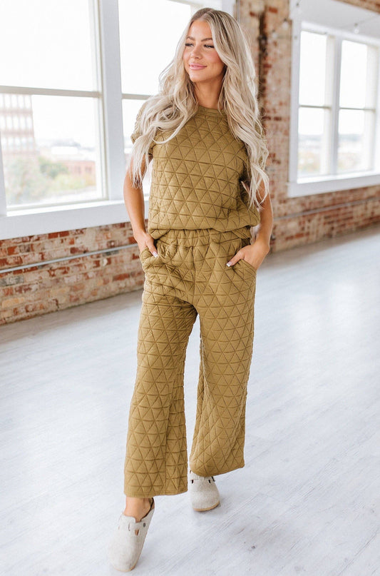 green matching set, quilted matching set for women, texture matching set, matching loungewear, textured matching set for women, co-ord set, two piece set, women's two piece sets, matching sets for women, liam & co clothing