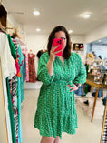 Load image into Gallery viewer, Curve | Bringing that Spring Vibe Green Floral Dress
