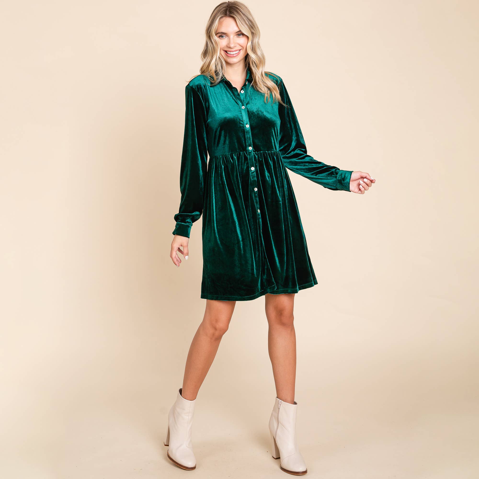 velvet dress long sleeve, long sleeve velvet dress short, women's long sleeve velvet dress, long sleeve velvet cocktail dress, boutique near me, Fayetteville AR, Downtown Springdale, NWA Boutique