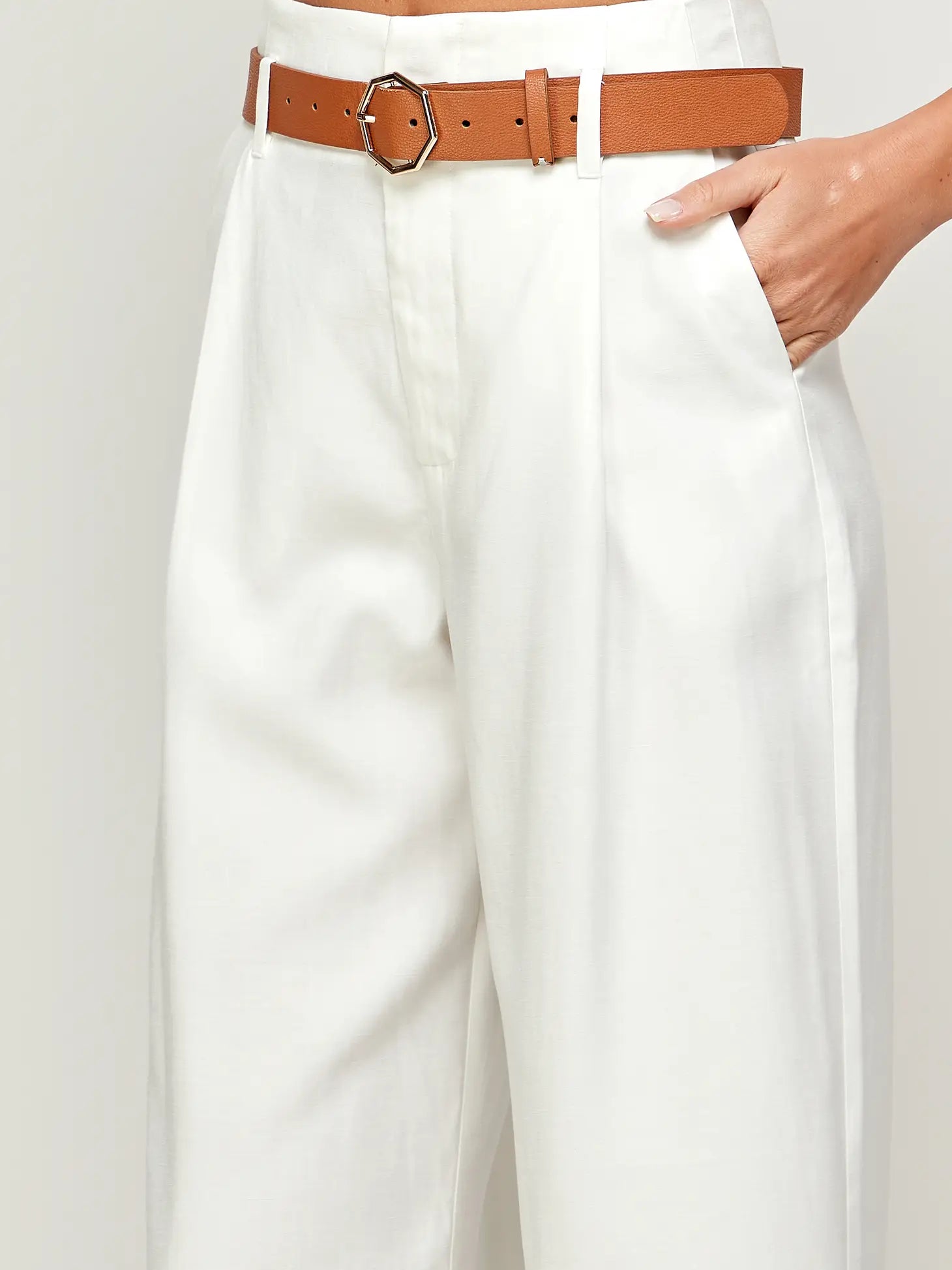 White wide legged trousers, Ellison pants, whimsy whoo boutique store, boutique Fayetteville ar